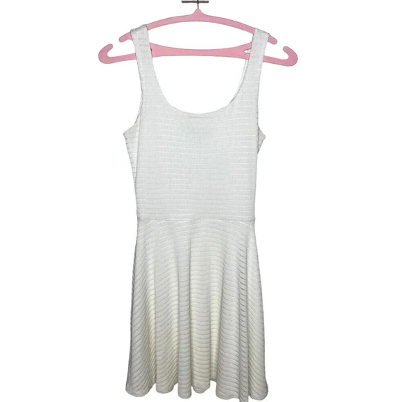 Necessary Objects White Textured Mini Dress Sz. M - Picture 7 of 10
